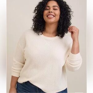 Torrid Brushed Waffle Crew Neck Drop Shoulder Long Sleeve
Crop Tee size 6X